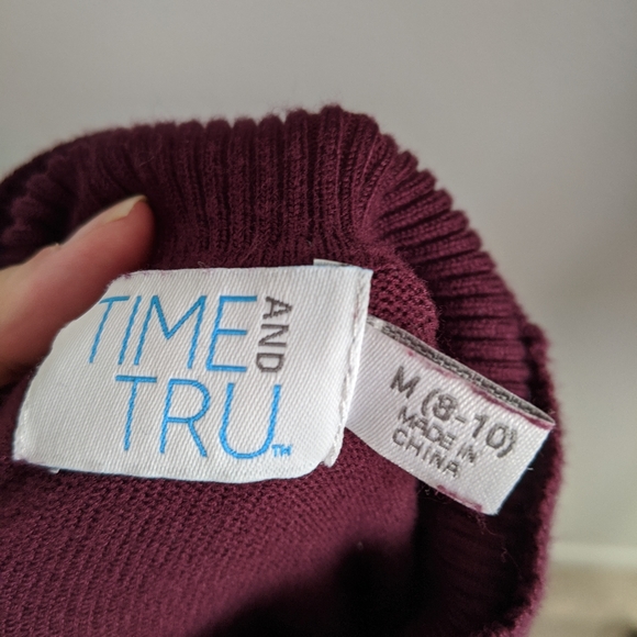 Turtle Neck - Picture 4 of 5